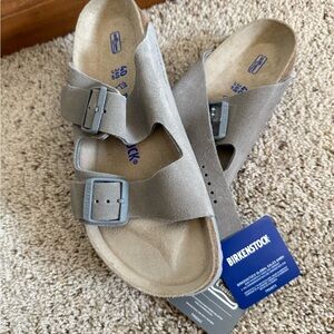 Birkenstock Stone Coin Suede Sandals size EU 40 NWT